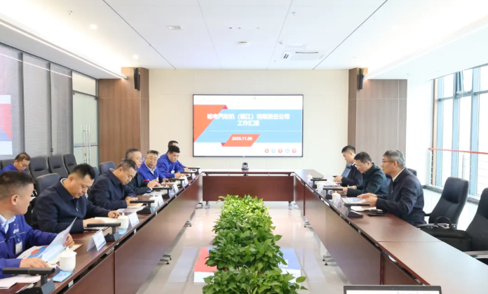 黄伟到镇江基地检查调研